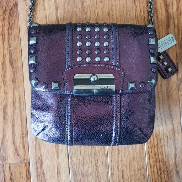 Coach - Picture 2 of 15